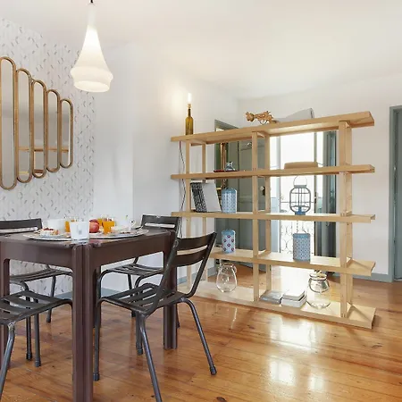 Sweet Baixa Inn 4*